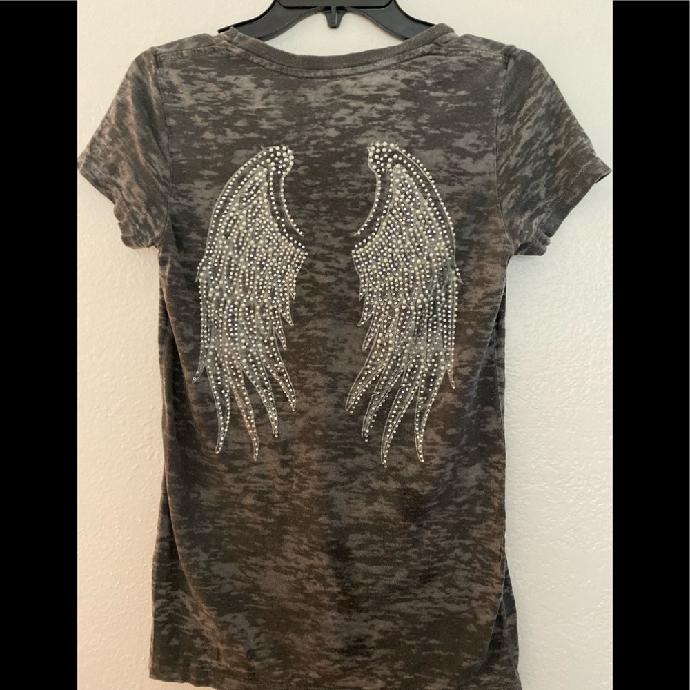 ⭐️⭐️RETRO BROKE DOWN S/S YEE W/ ANGEL WIINGS⭐️⭐️